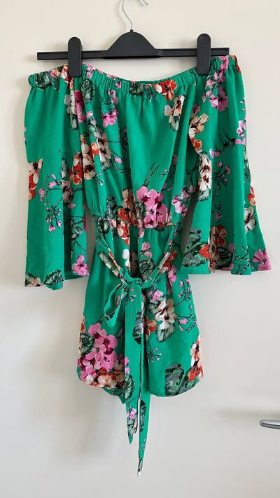 Green floral off shoulder playsuit with tie waist, photo 4